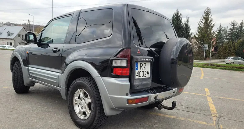 samochody osobowe Mitsubishi Pajero cena 32600 przebieg: 219170, rok produkcji 2000 z Rzeszów